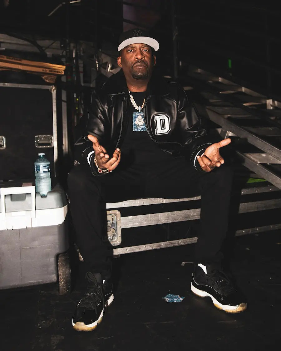 Tony Yayo in a full black outfit